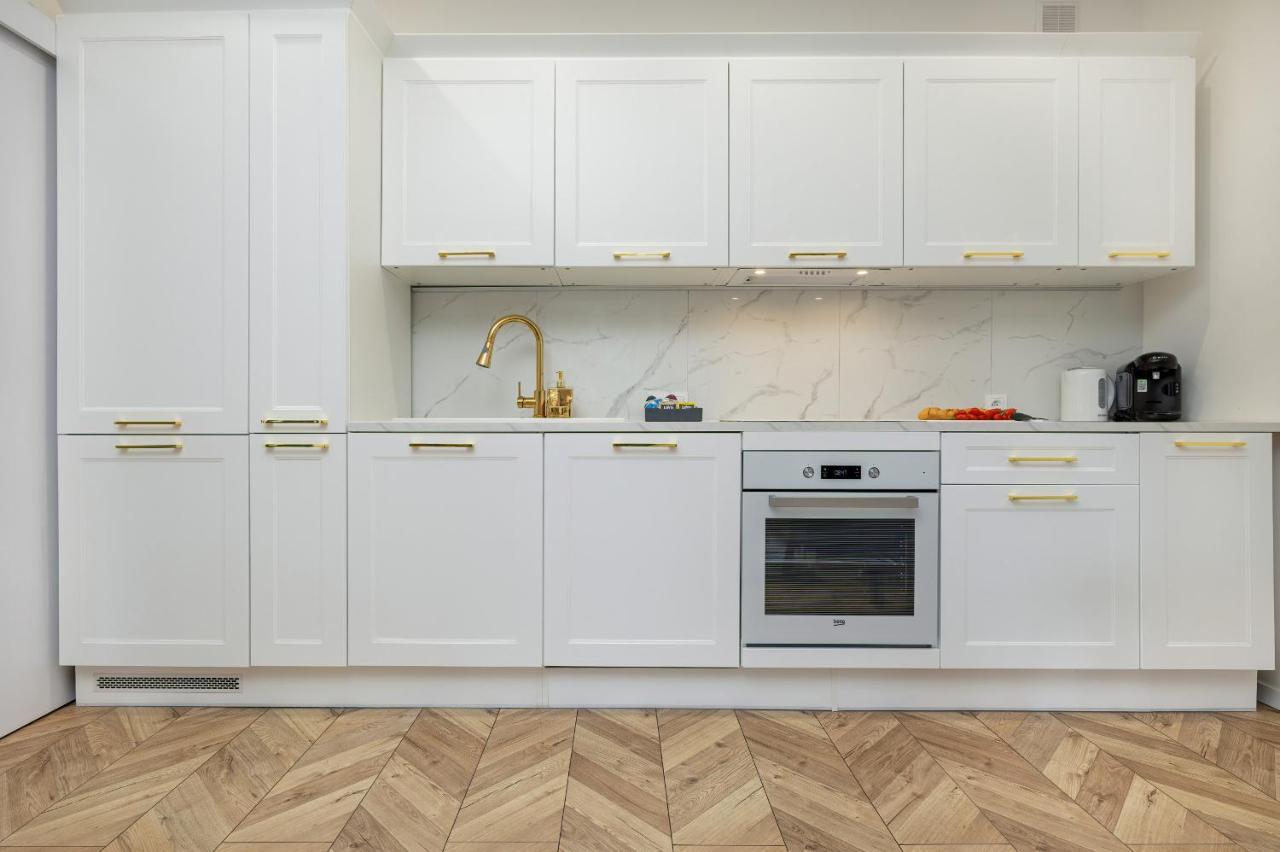 Beautiful One Bedroom Apartment Zamkowa By Rent Like Home Gdańsk Exteriör bild