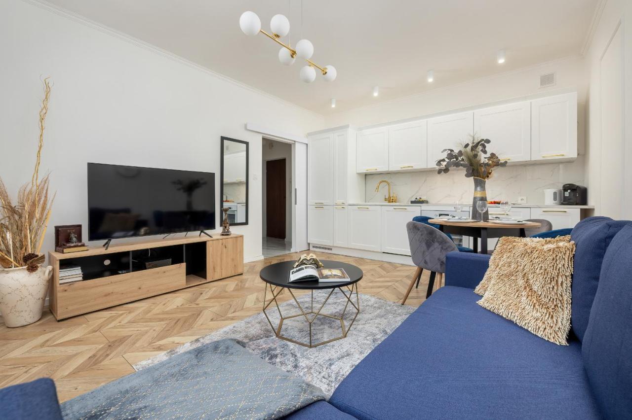 Beautiful One Bedroom Apartment Zamkowa By Rent Like Home Gdańsk Exteriör bild